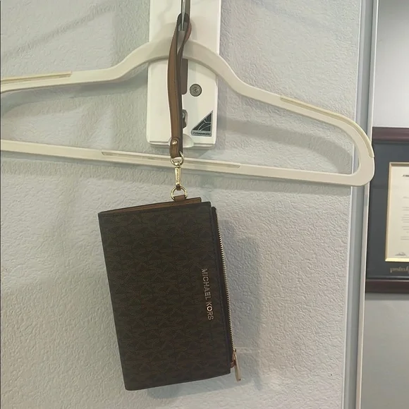 Michael Kors Brown Leather Clutch - Picture 1 of 4